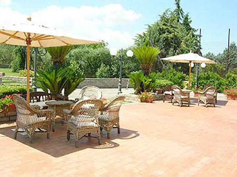 Excel Hotel Roma Ciampino Marino Exterior photo